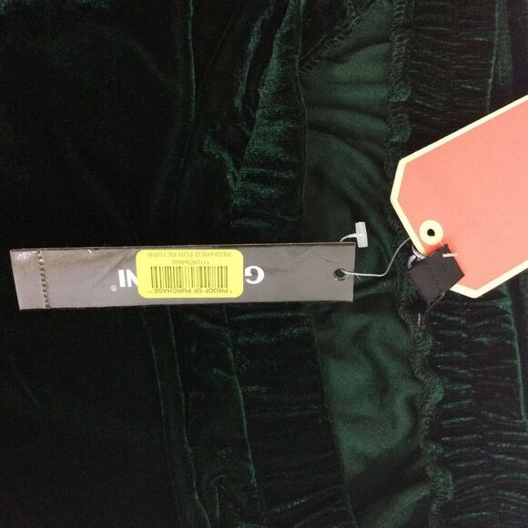 Gianni Bini Velvet Off Shoulder 3/4 Flutter Sleeve Dress Emerald Green Large NWT - Picture 8 of 8